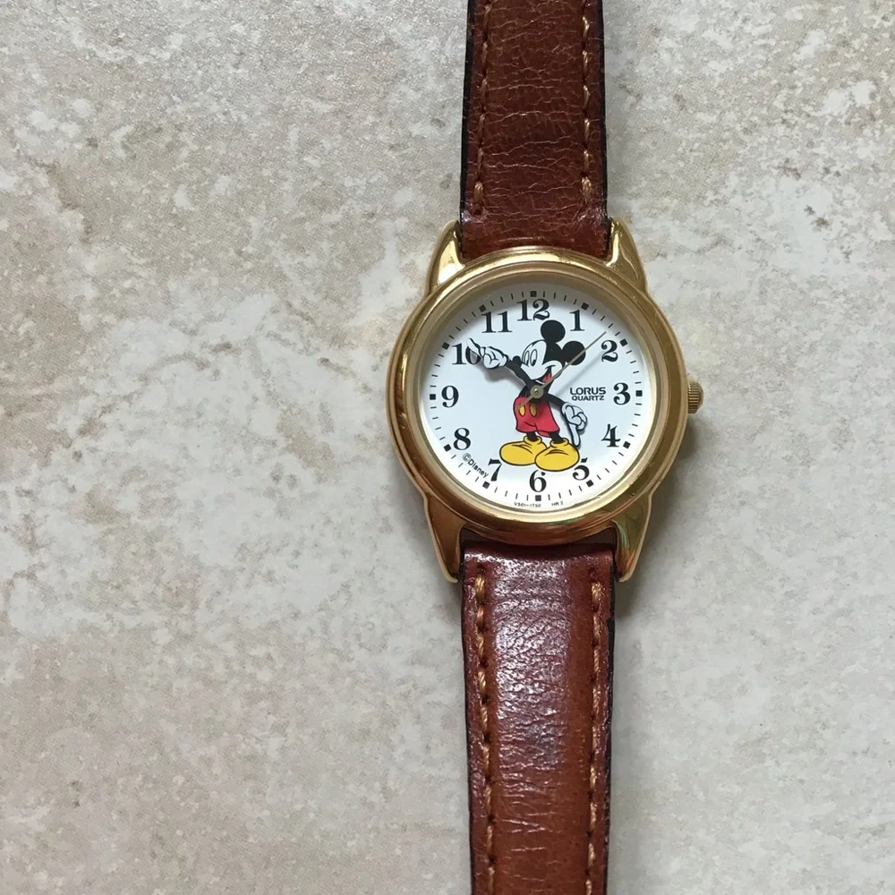 Vintage Disney Mickey Mouse Lorus Watch - Picture 9 of 10